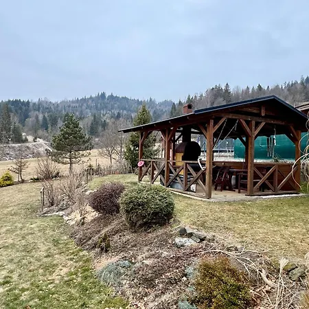 Linda - Velka Raca Chalet *